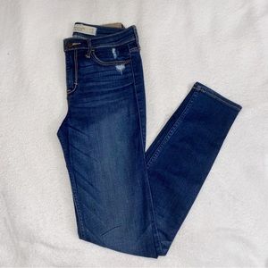 Abercrombie & Fitch Slightly Distressed Jeans